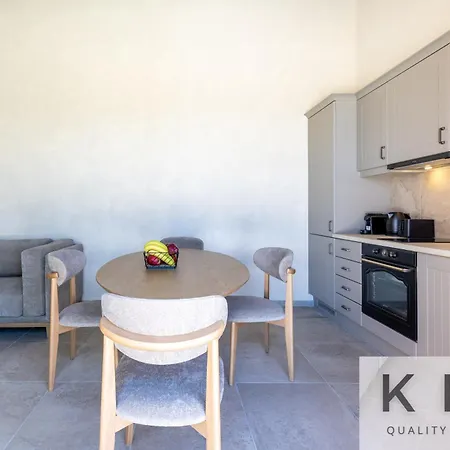 Villa Akrothea With Panoramic View And Private Pool Razáta