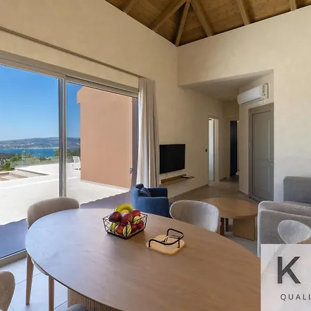 Akrothea With Panoramic View And Private Pool Villa